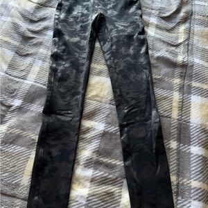 SPANX Black Gray Camo Leggings